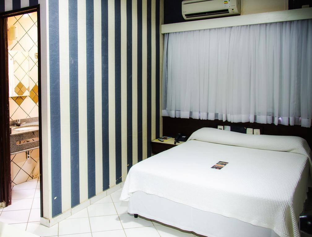 Dos Girassois Inn 3*