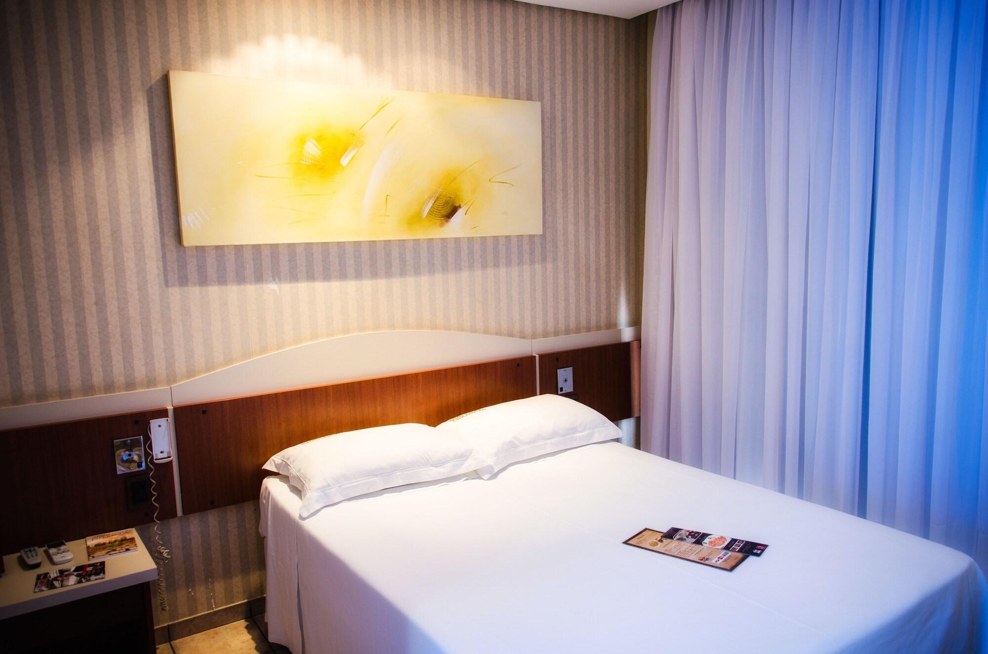 Dos Girassois Inn 3*